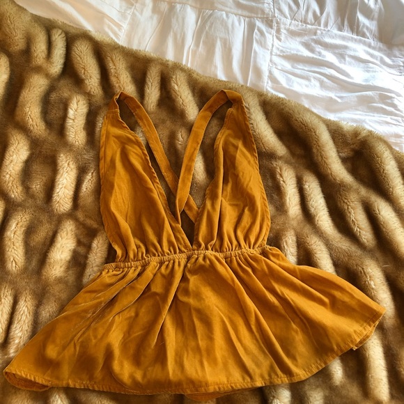 Urban Outfitters Yellow Velvet V Neck Top XS - Picture 3 of 8